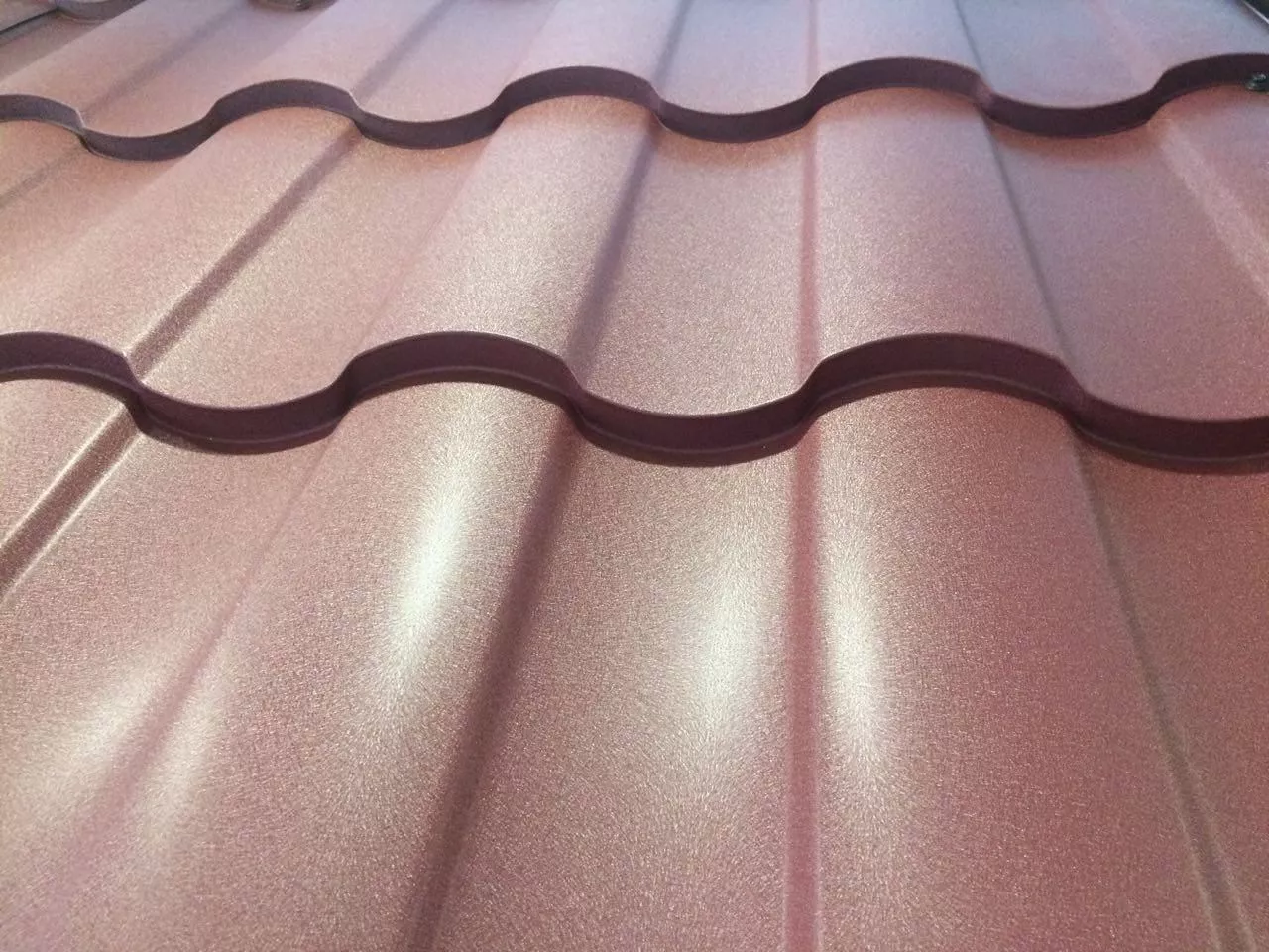 Металлочерепица Grand Line Kredo 0.5 Satin RAL 3005 красное вино купить в екатеринбурге