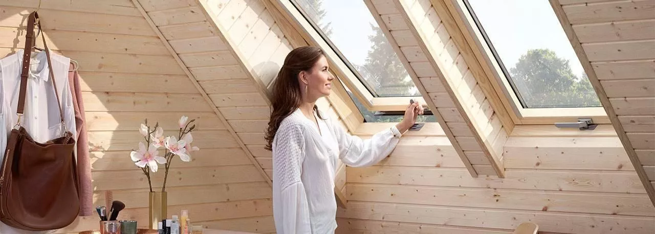 VELUX Стандарт GZR 3050B (Ручка снизу) 94х118 см купить в екатеринбурге