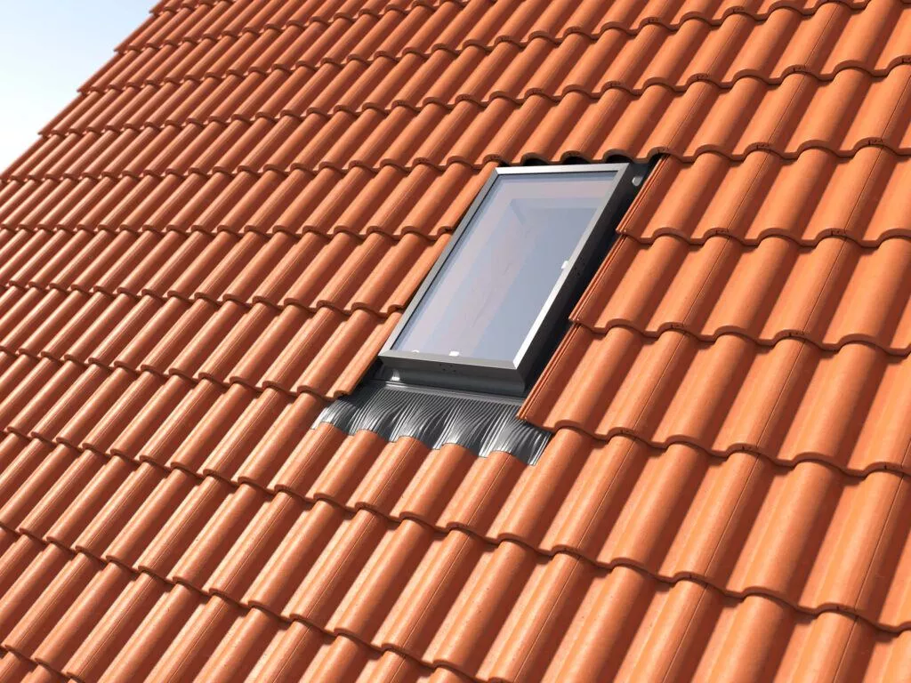 FE 4573 В400 Люк для холодной кровли с окладом Rooflite 45х73см купить в екатеринбурге