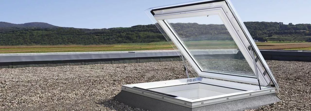 Зенитные фонари (Выход на крышу) VELUX CXP 0473Q 90х120 см купить в екатеринбурге