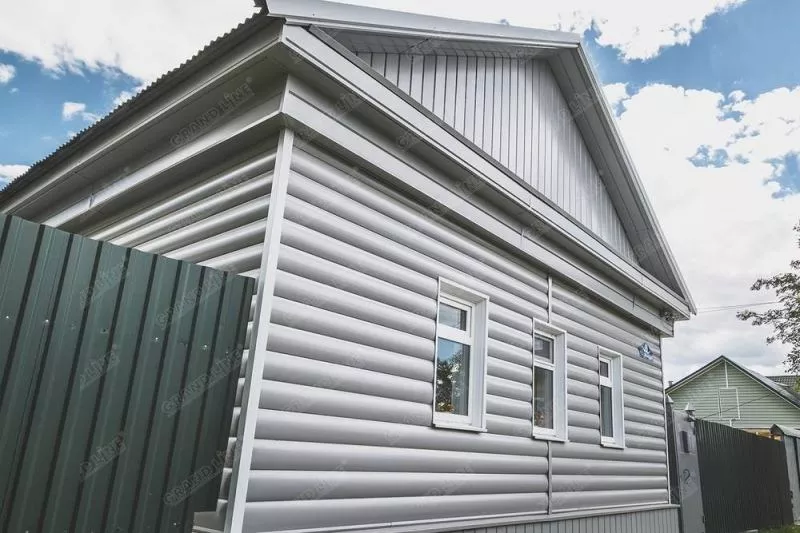 Сайдинг Блок-хаус 0,390 0,5 Satin RAL 3009 оксидно-красный купить в екатеринбурге