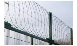 Плоский барьер безопасности из армир. колючей ленты: бухта 950мм витков в п.м. 4,4, 8 клепок в п.м. ГОСТ 3282-74 (10м) GL купить в екатеринбурге