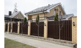 Штакетник Круглый фигурный 0,4 PE-Double RAL 8017 шоколад купить в екатеринбурге