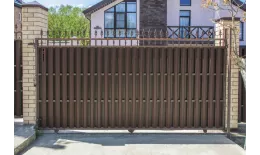 Штакетник П-образный A с прямым резом 0,5 Satin Matt RAL 8017 шоколад купить в екатеринбурге