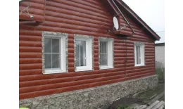 Сайдинг Блок-хаус 0,390 Grand Line 0,45 PE RAL 3003 рубиново-красный купить в екатеринбурге