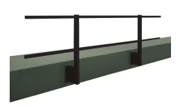 Ограждение кровельное для парапета с боковым креплением RAL 9005 (2,0х0,6) с выносом на 130 мм купить в екатеринбурге