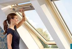 VELUX OPTIMA Комфорт GLR 3073IS (Ручка сверху) 55х78 см купить 